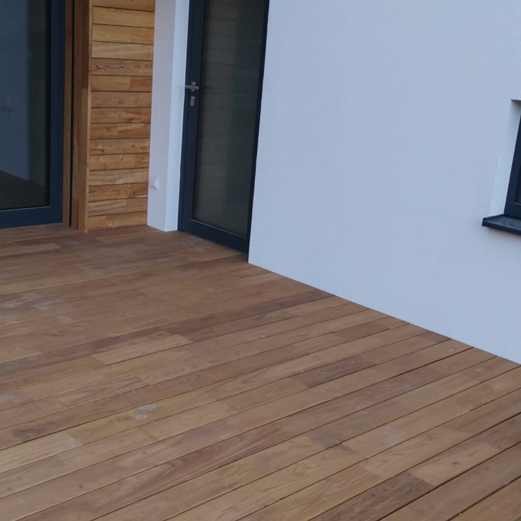 Terasa z akátového dřeva